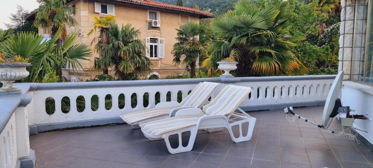 Villa Niki Rezine 로브란 외부 사진