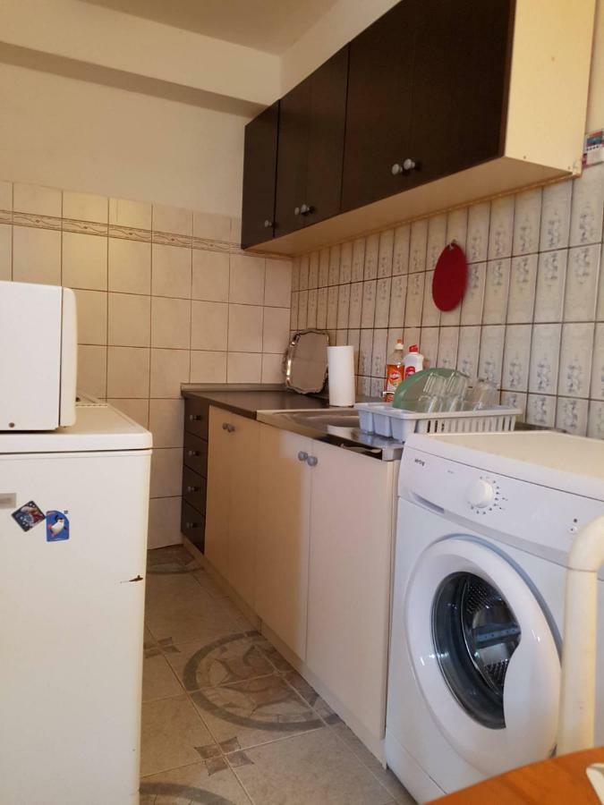 Villa Niki Rezine 로브란 외부 사진