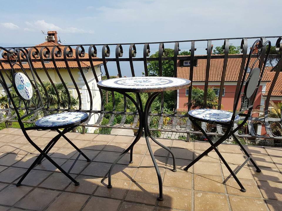 Villa Niki Rezine 로브란 외부 사진